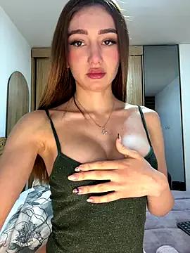 Maddy_Jones on StripChat