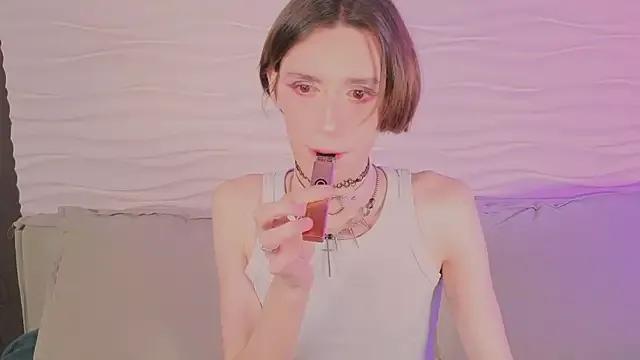 madi_snow on StripChat