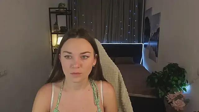 Madison_Golden on StripChat