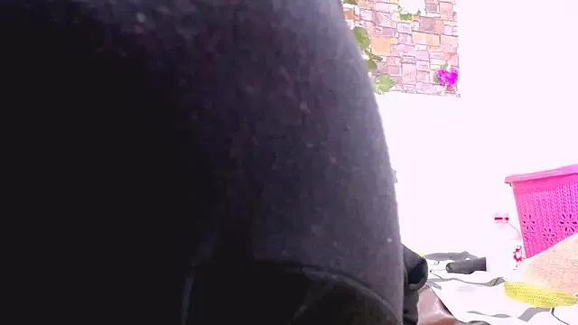 MaidenGame on StripChat