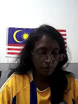 mamakarma1403 on StripChat