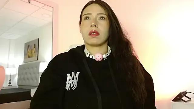 Mariaaam_ on StripChat