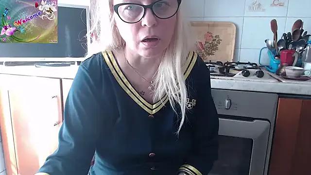 martachatte on StripChat