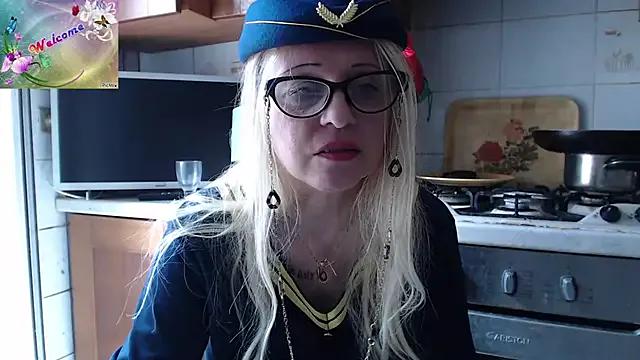 martachatte on StripChat