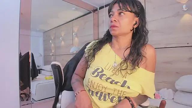 martina_touss on StripChat