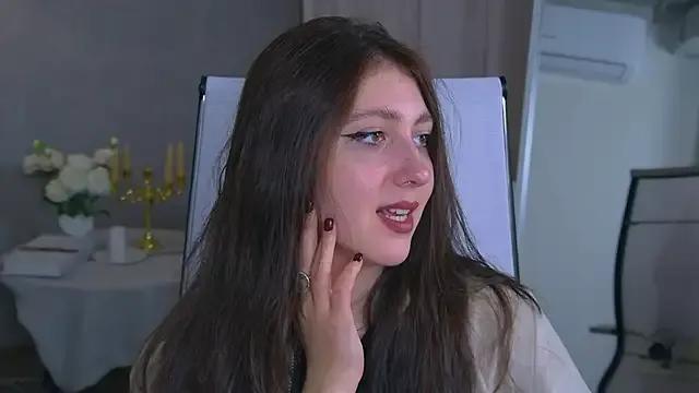 Mary_Miiller on StripChat