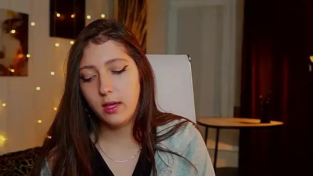 Mary_Miiller on StripChat