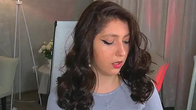 Mary_Miiller on StripChat