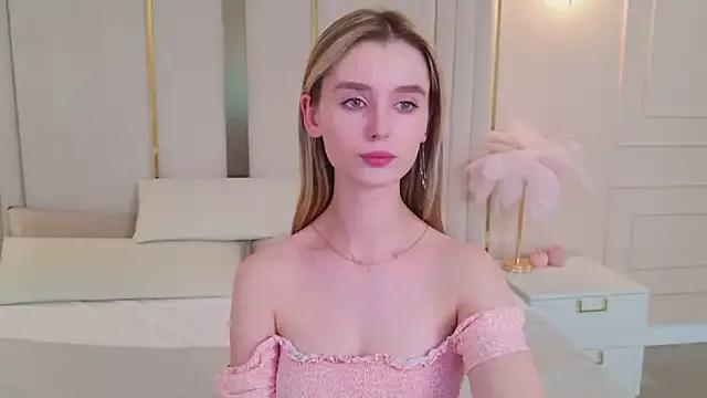 MarybethSnow on StripChat