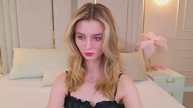 MarybethSnow on StripChat