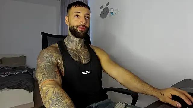 MasculineGuy99 on StripChat