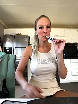 MaviePearl on StripChat