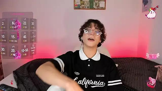 Max_lover1 on StripChat