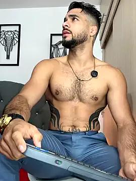 Maximiliano_ford on StripChat
