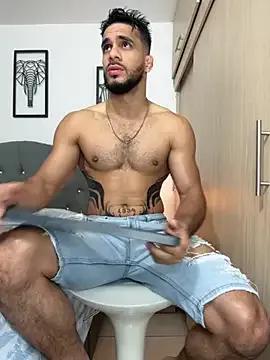Maximiliano_ford on StripChat