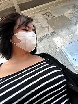 May-Squirt on StripChat