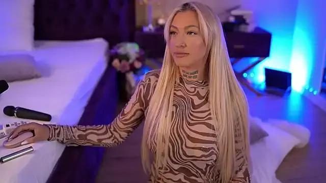 MazeSin on StripChat