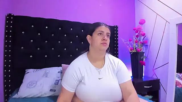 Melinda_bob on StripChat