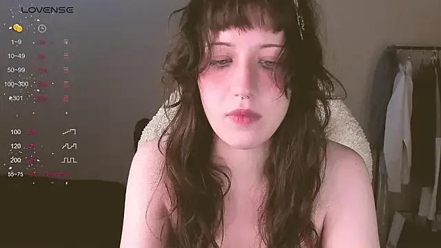 MePretty on StripChat