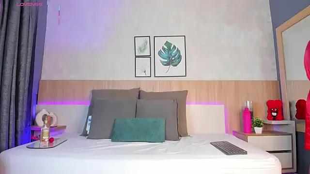 mia_gate on StripChat