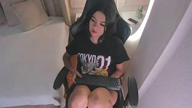 mia_kisses2 on StripChat
