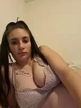 Michou02xXx on StripChat