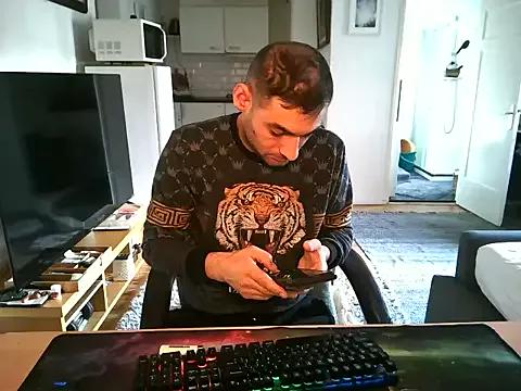 mihaimichael on StripChat