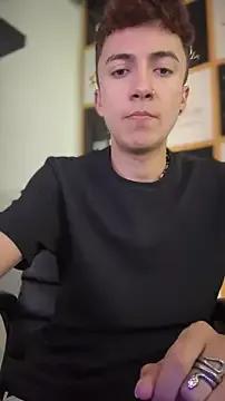 Mike_Benelli on StripChat