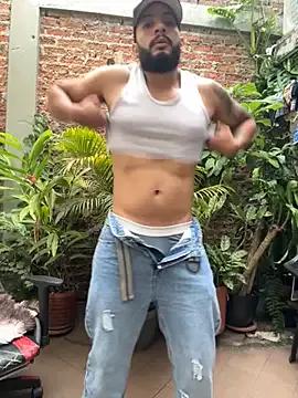 Mike_savage3 — worship poses + oil big muscles