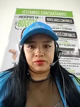 MILA__06 on StripChat