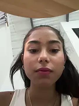 Milaa_Star_ on StripChat