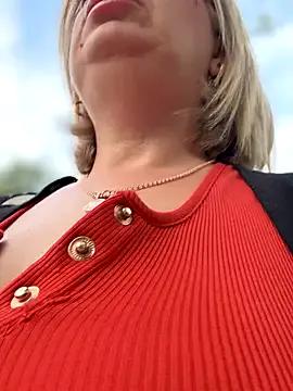 Milena-MilfaXXX on StripChat