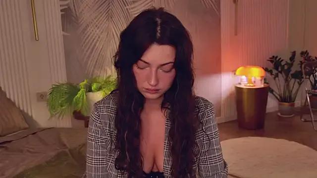 Miley_Smile — Spank me with a whip