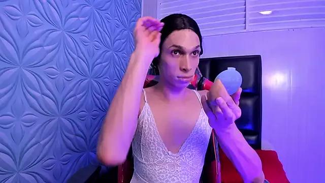 Milk_max_18 on StripChat