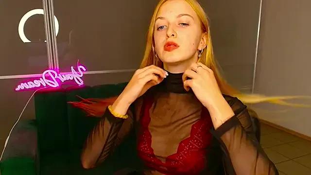 MirandaMayers on StripChat