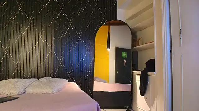 Miss_Ariaa on StripChat