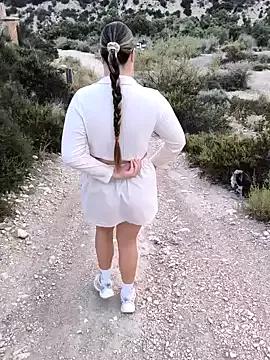 Mona_Plus on StripChat