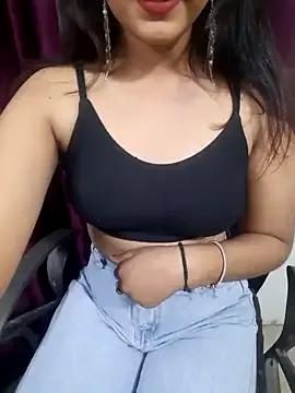 Monalisa670 on StripChat