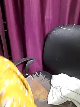 Monalisa670 on StripChat