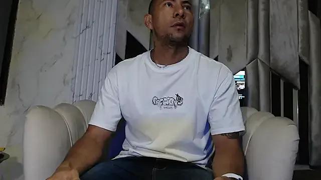 Morganandmegan on StripChat