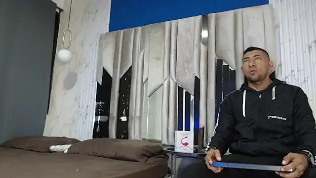 Morganandmegan on StripChat