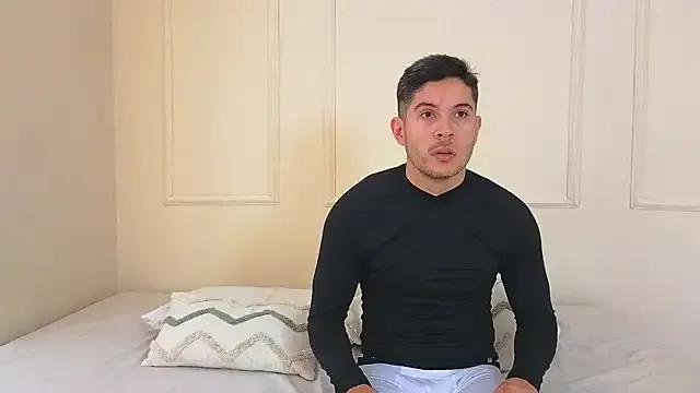 mr_danni on StripChat