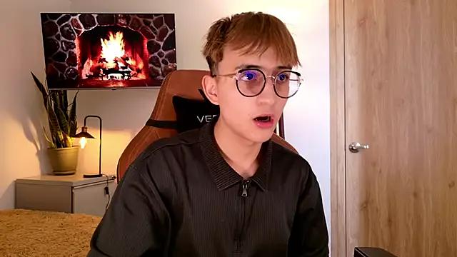 Mr_evan1 on StripChat