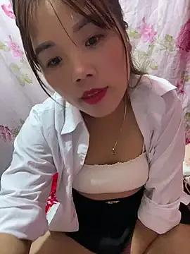 nachi-baby on StripChat