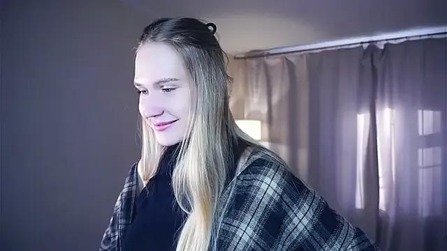 NadinePogar on StripChat