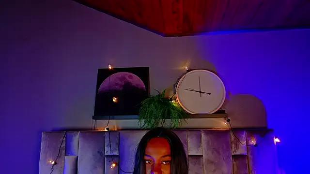 nahomi_campbell on StripChat