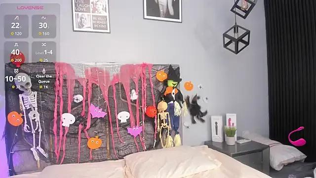 Nahomycarterr on StripChat