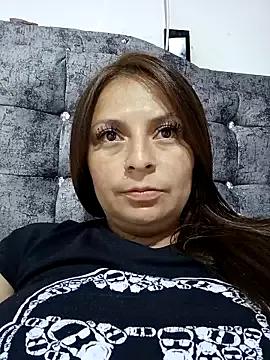 nahomysaints on StripChat