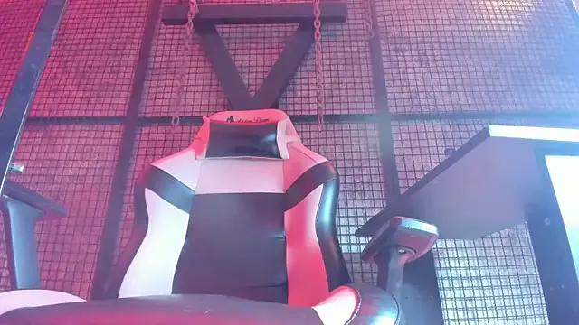 NAILAHARD on StripChat