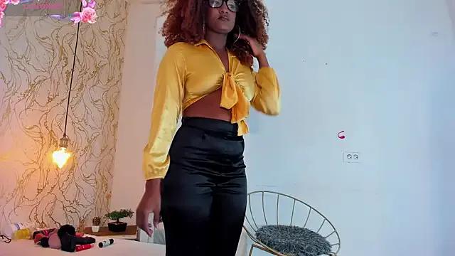 NAOMY_COOPER on StripChat